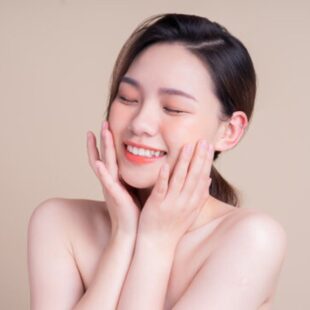 Whitening Scrub Face Wash